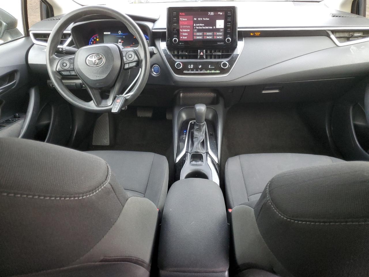 2022 TOYOTA COROLLA