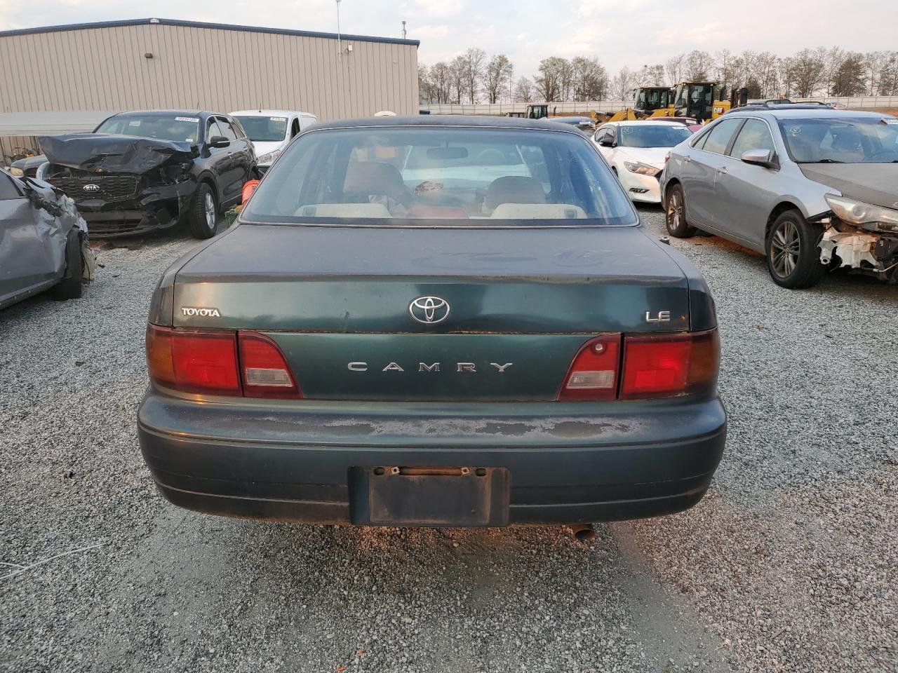 1996 TOYOTA CAMRY