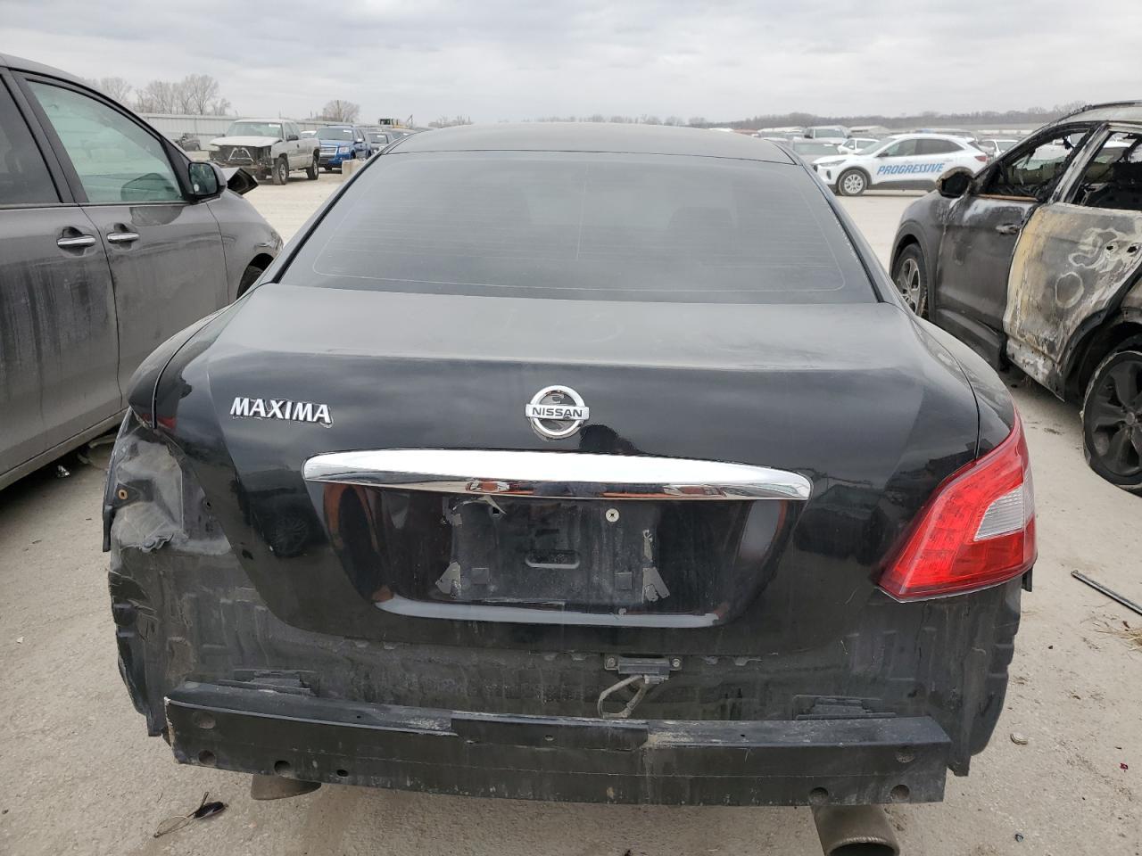 2011 NISSAN Maxima