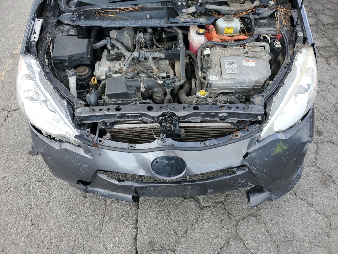 2014 TOYOTA PRIUS