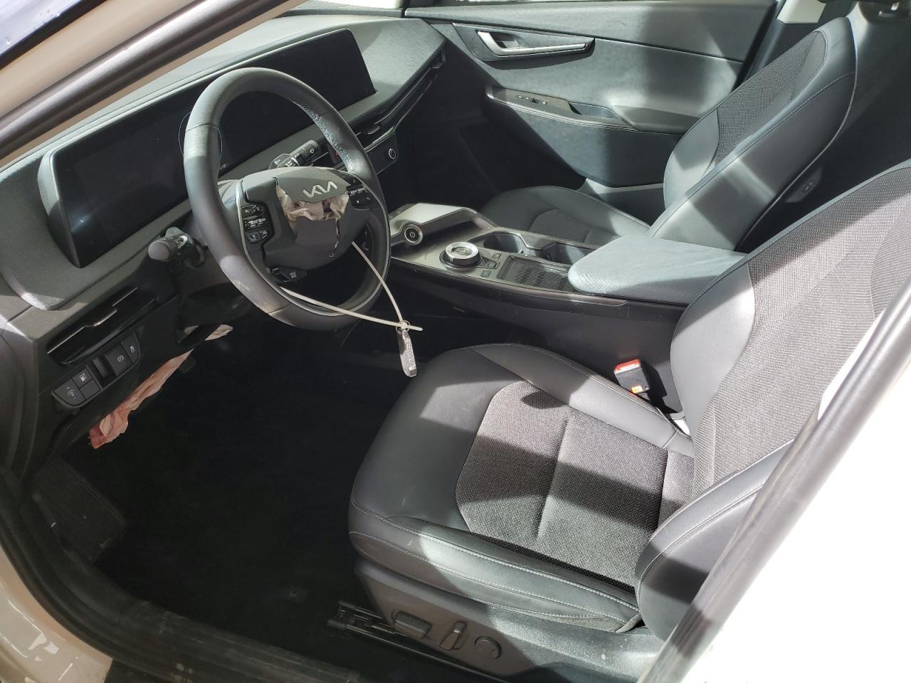 2024 KIA EV6