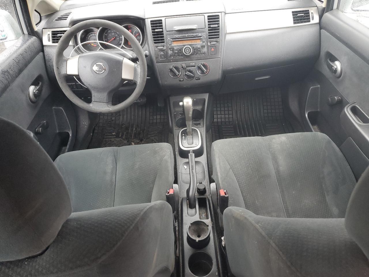 2011 NISSAN VERSA