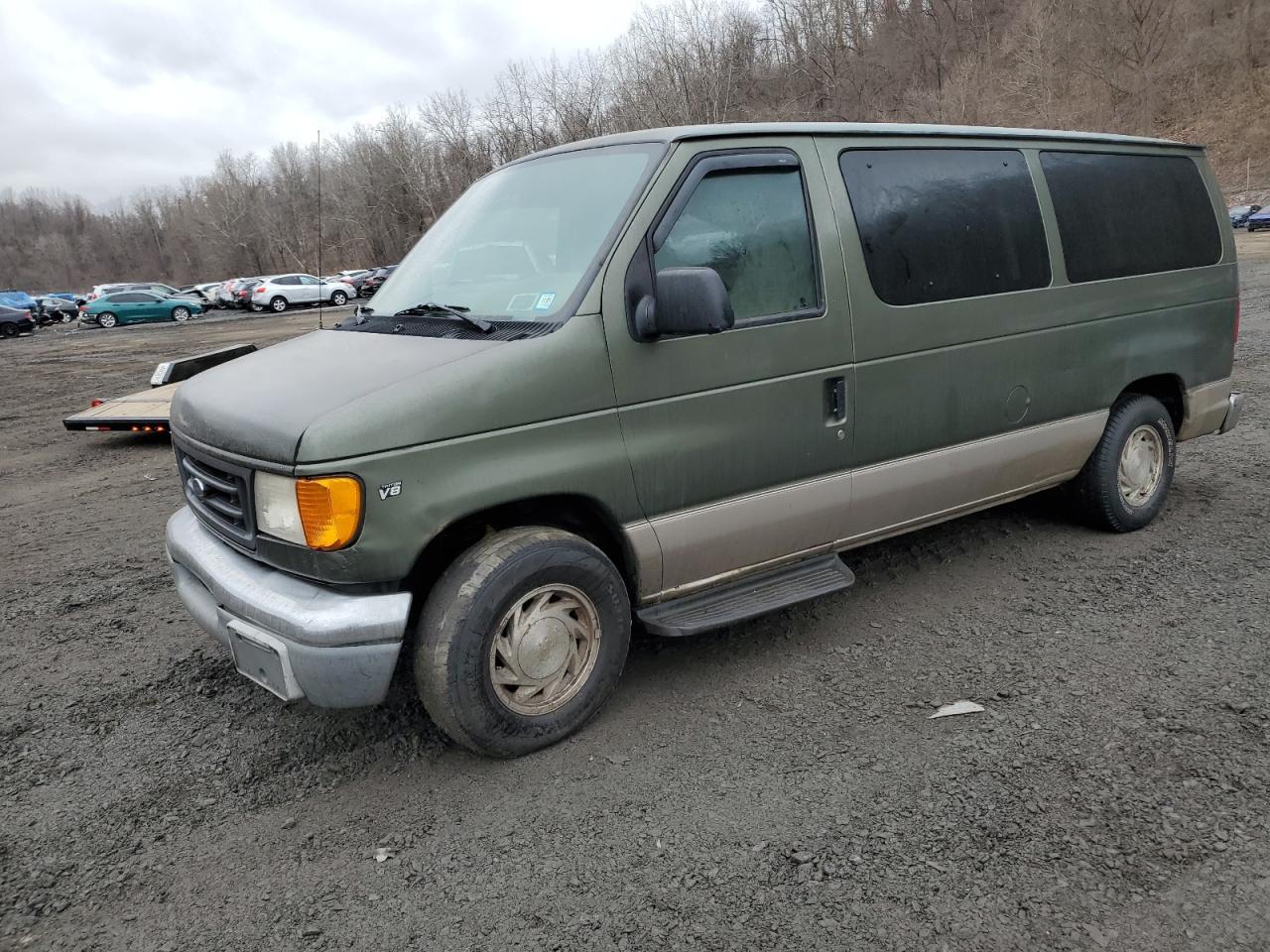 2002 FORD ECONOLINE