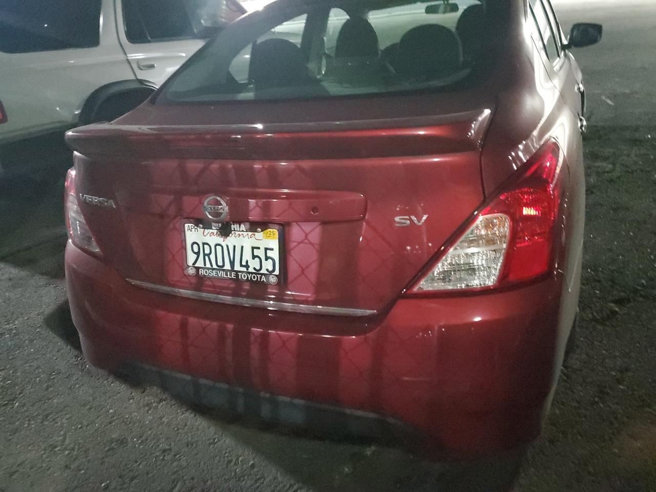 2017 NISSAN VERSA