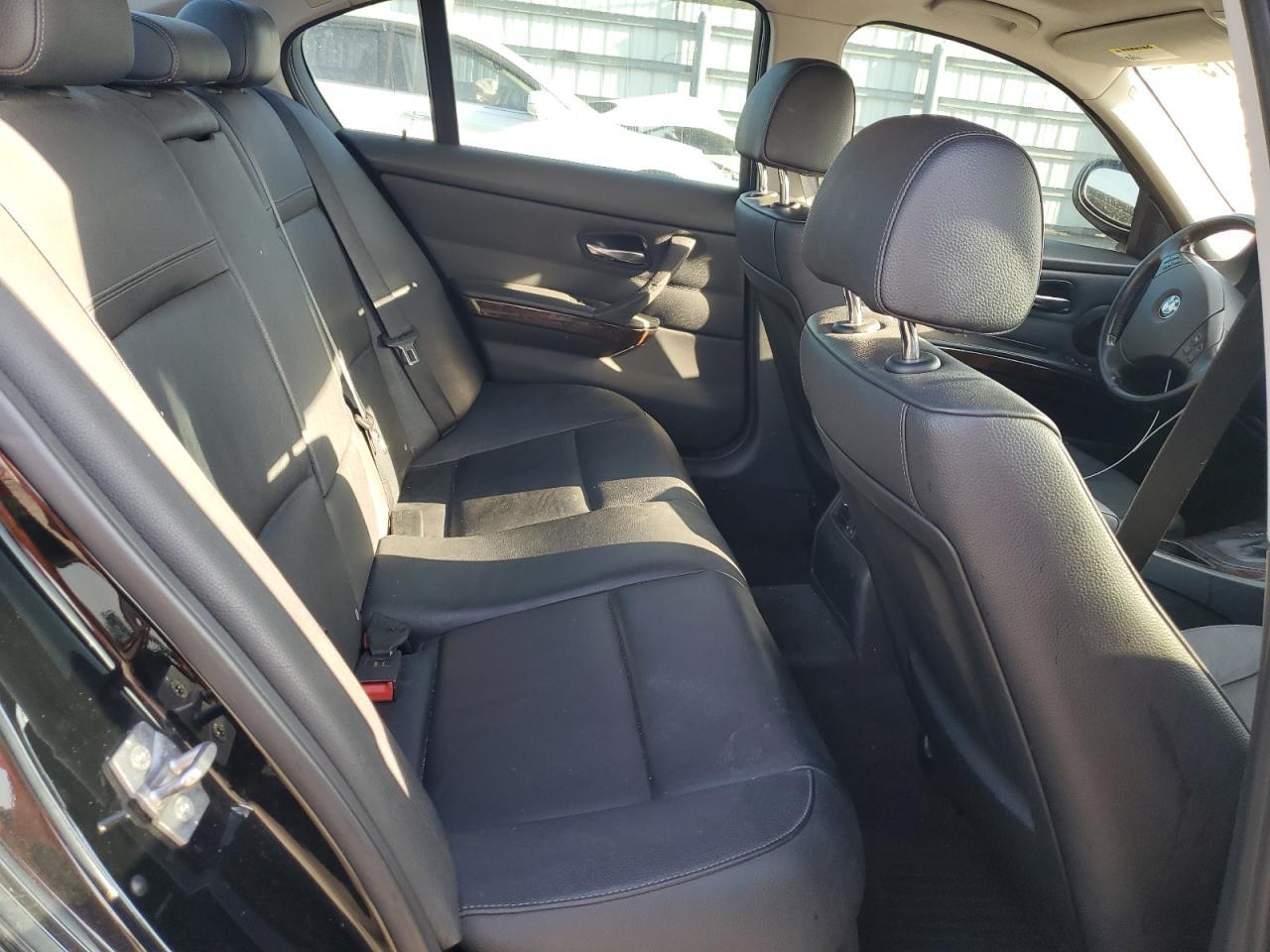 2011 BMW 3 SERIES