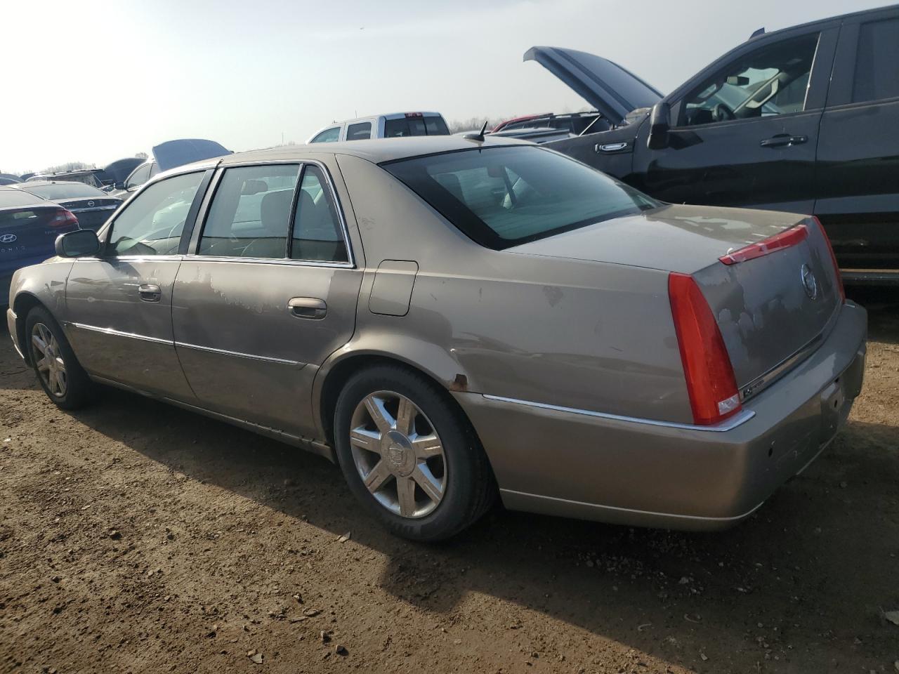 2006 CADILLAC DTS