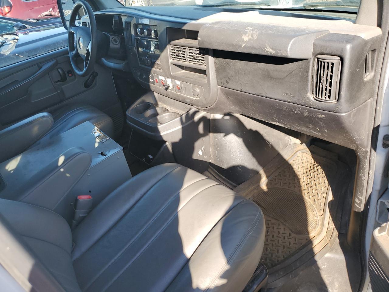 2012 CHEVROLET EXPRESS 2500