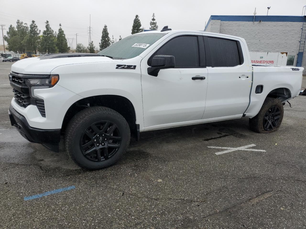 2025 CHEVROLET Silverado