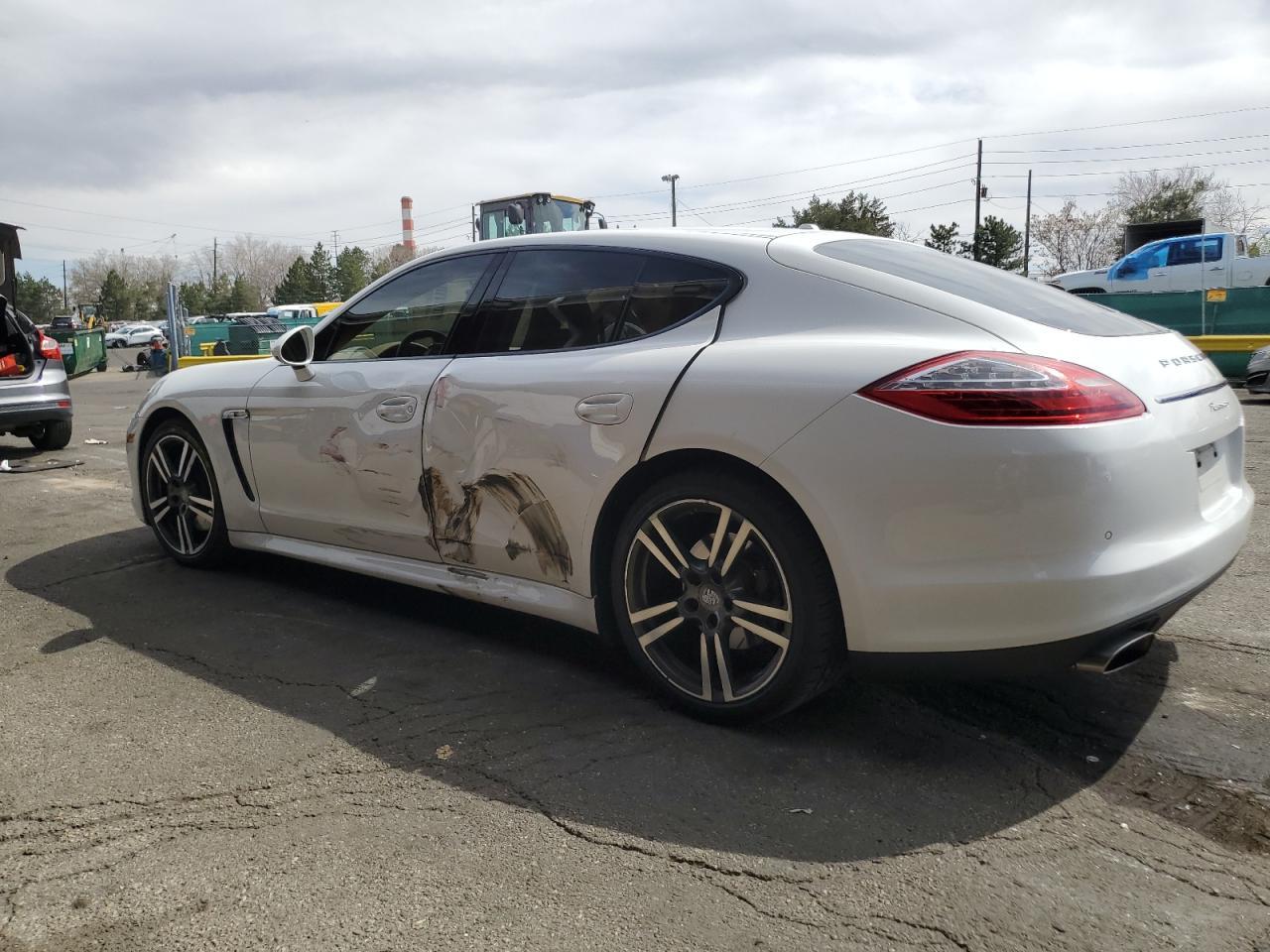 2012 PORSCHE Panamera