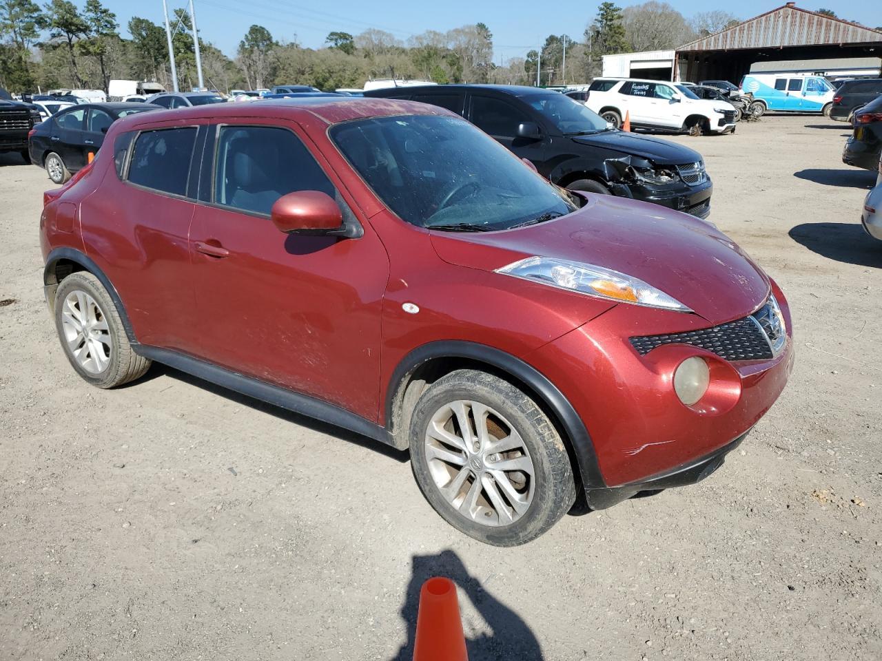 2012 NISSAN Juke