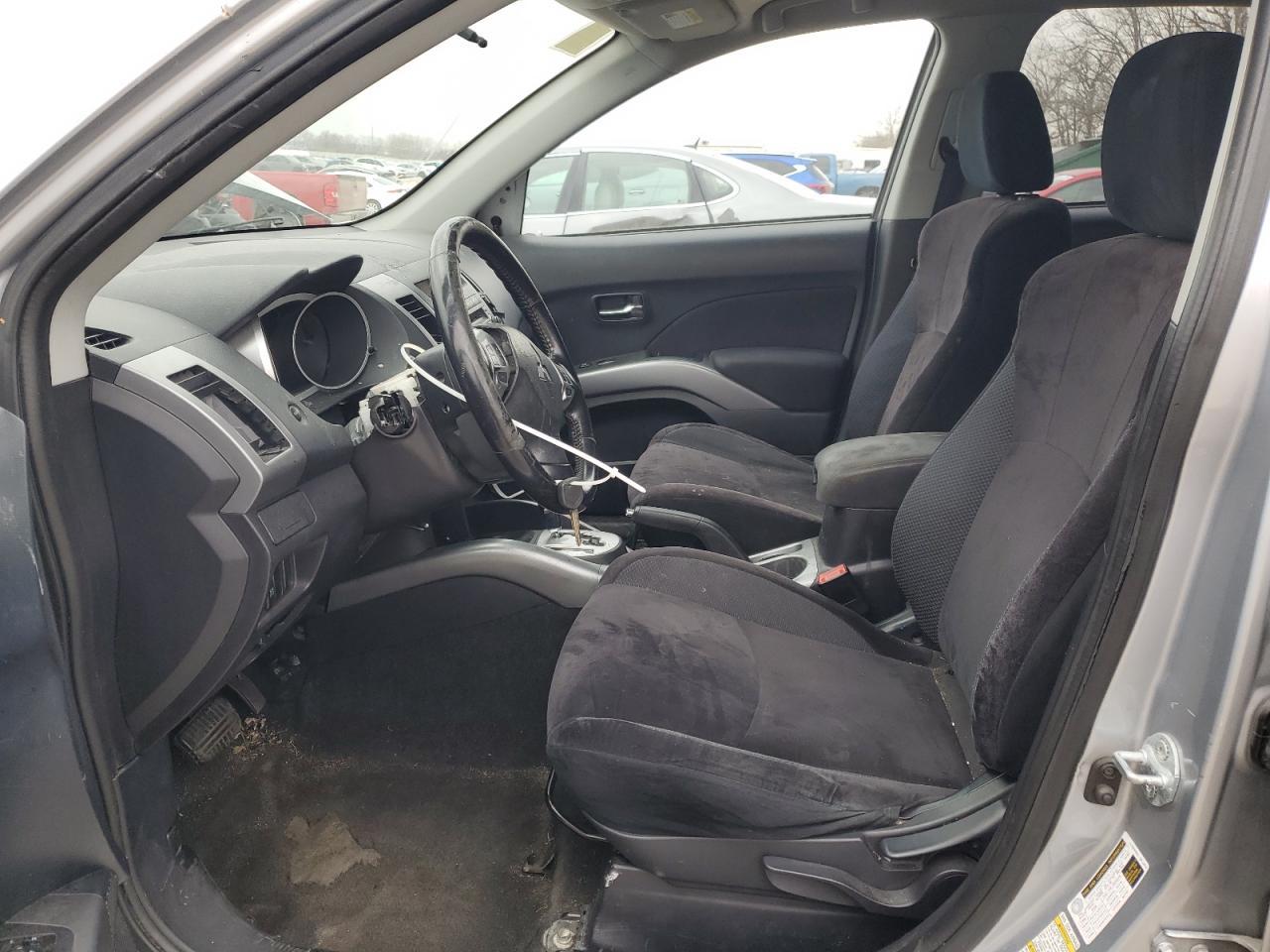 2010 MITSUBISHI outlander