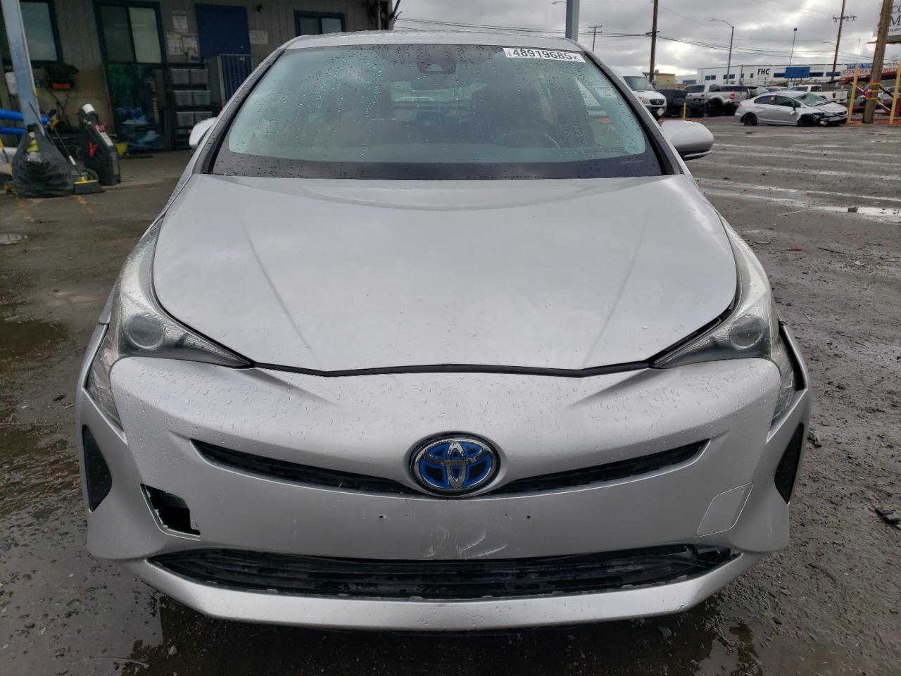 2017 TOYOTA PRIUS
