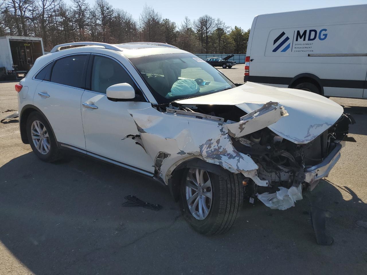 2010 INFINITI FX35