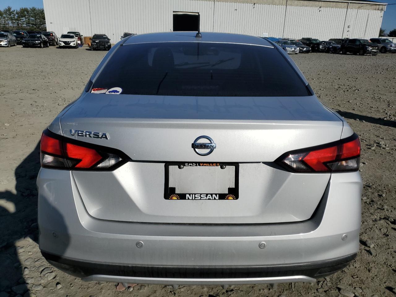2022 NISSAN VERSA
