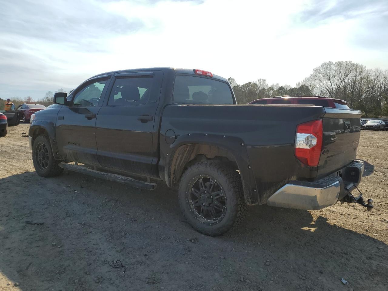 2016 TOYOTA TUNDRA