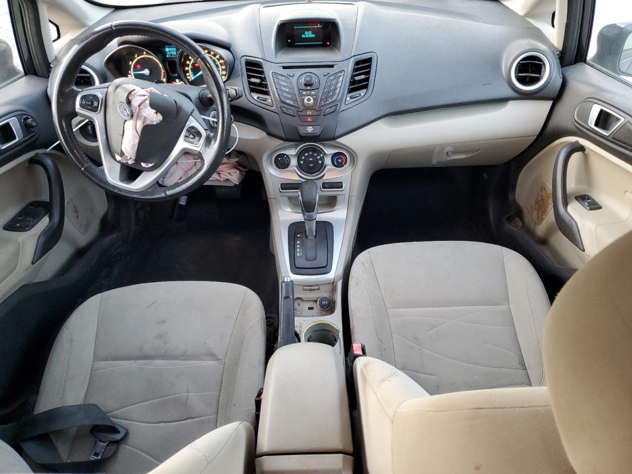 2014 FORD Fiesta