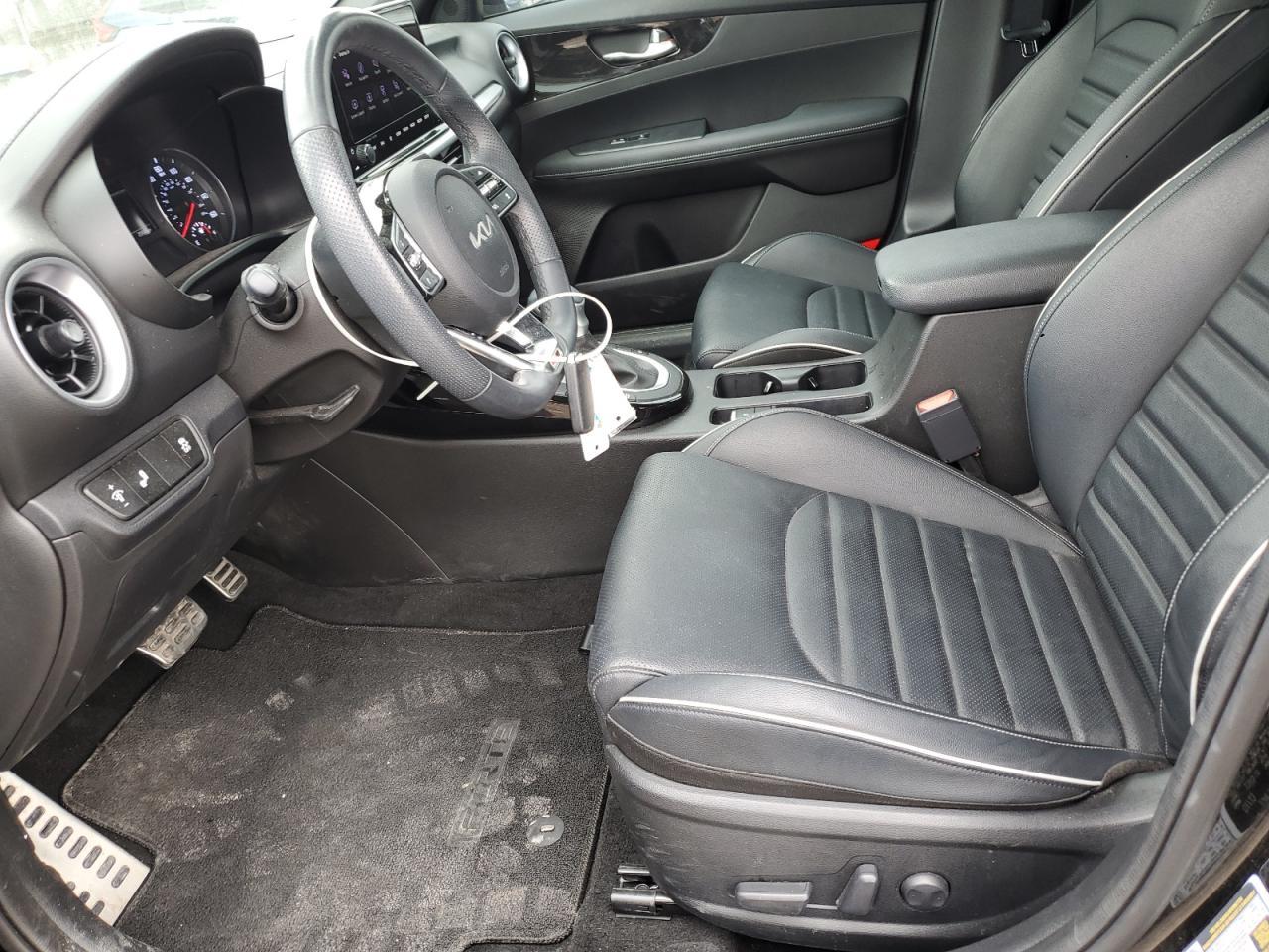 2023 KIA FORTE