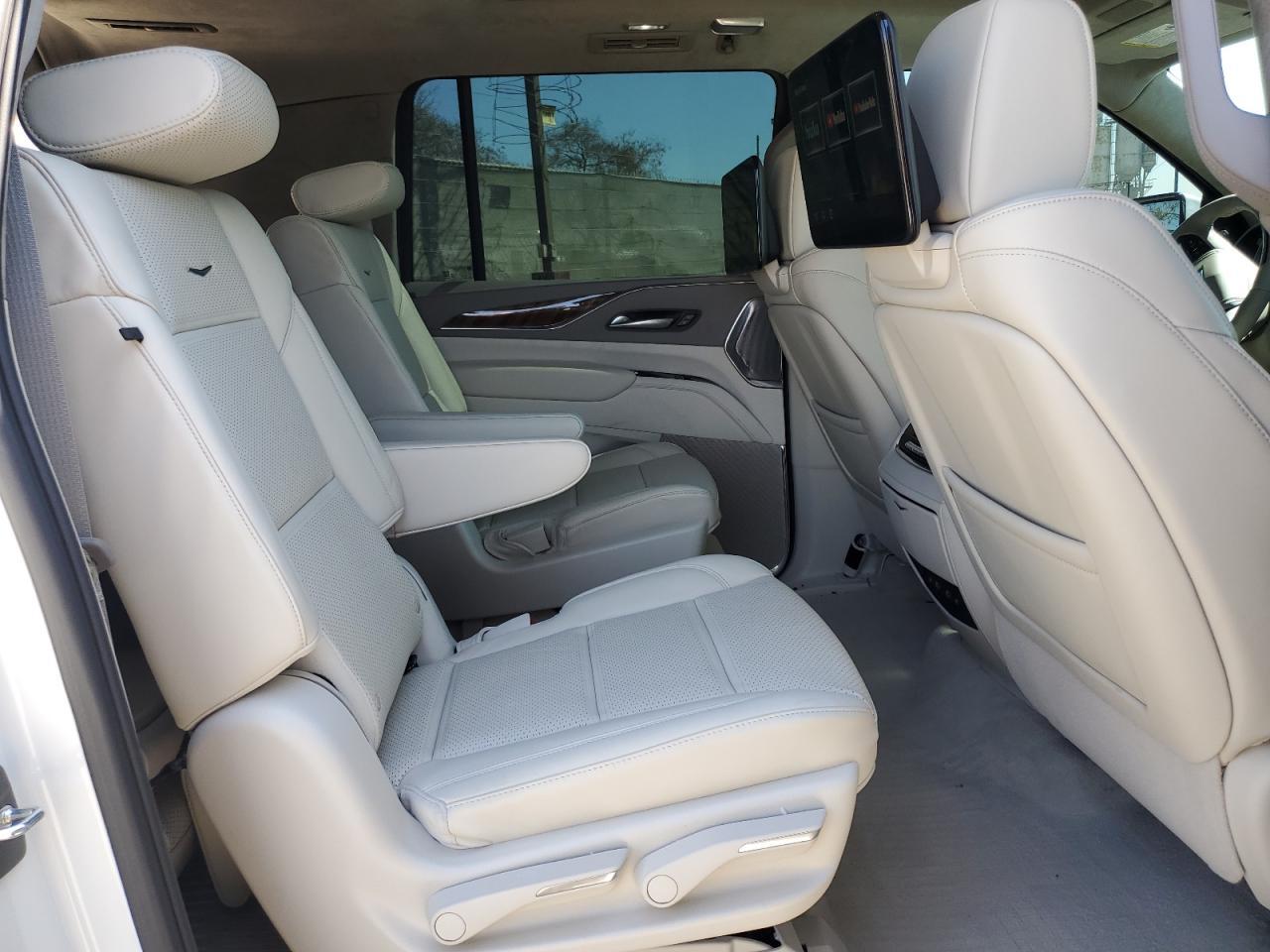 2024 CADILLAC ESCALADE