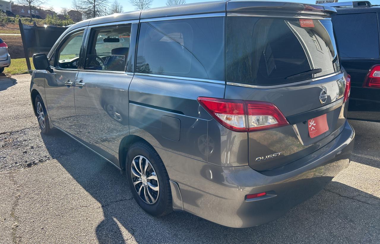 2016 NISSAN Quest