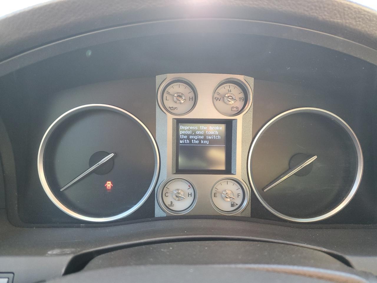 2010 LEXUS LX 570