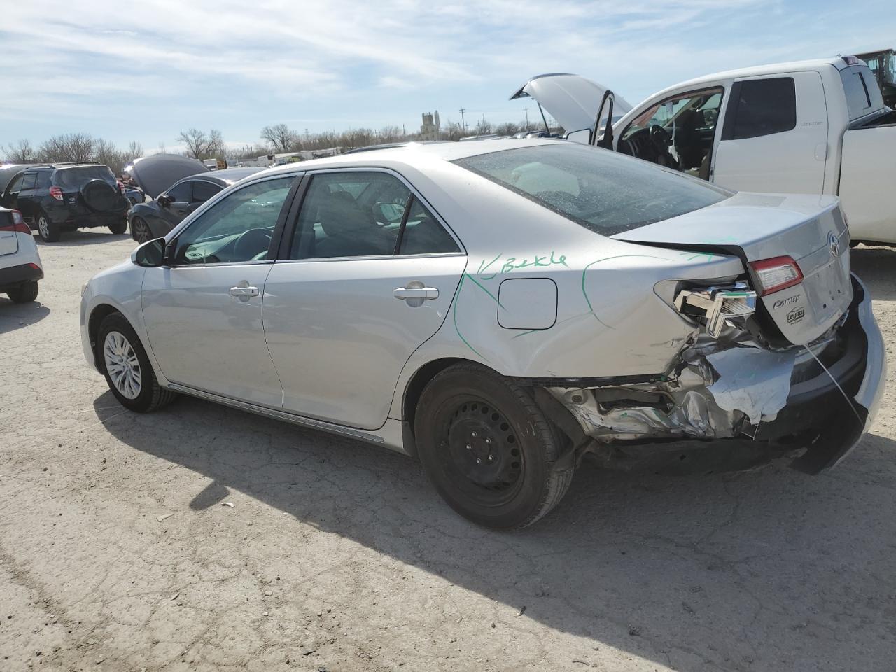 2012 TOYOTA CAMRY