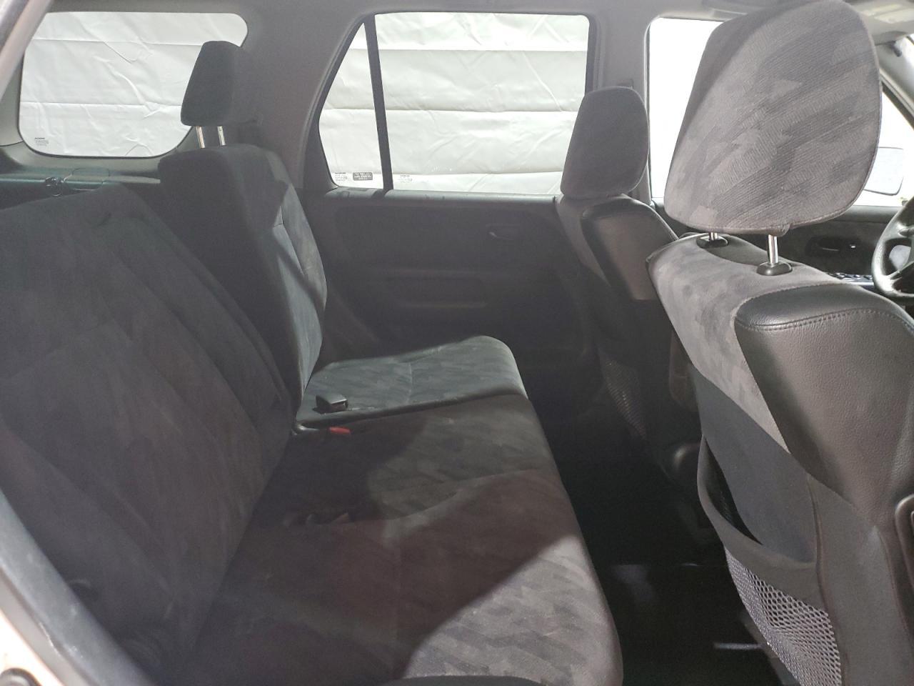 2004 HONDA CR-V