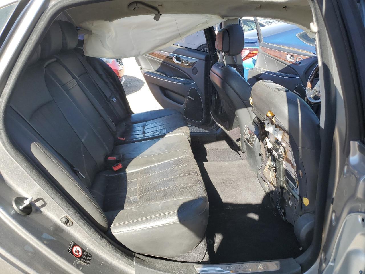 2013 HYUNDAI Equus