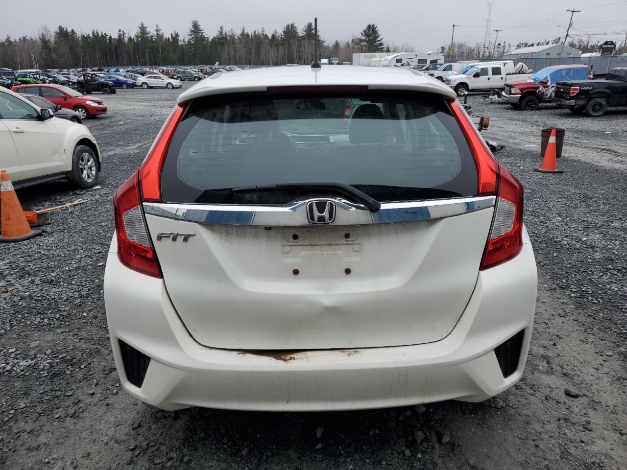 2015 HONDA FIT