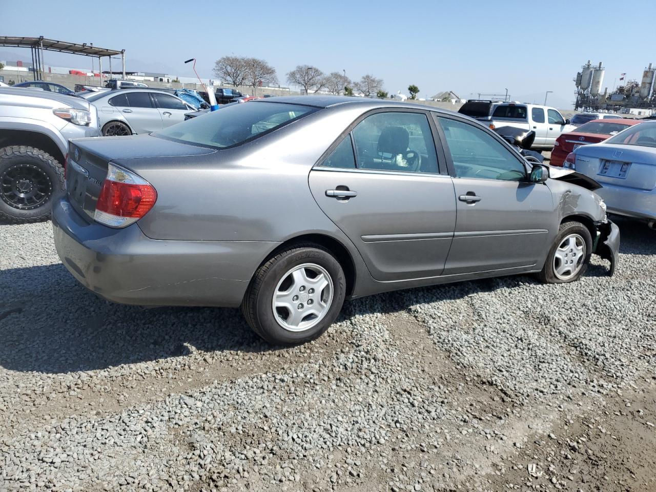 2005 TOYOTA CAMRY