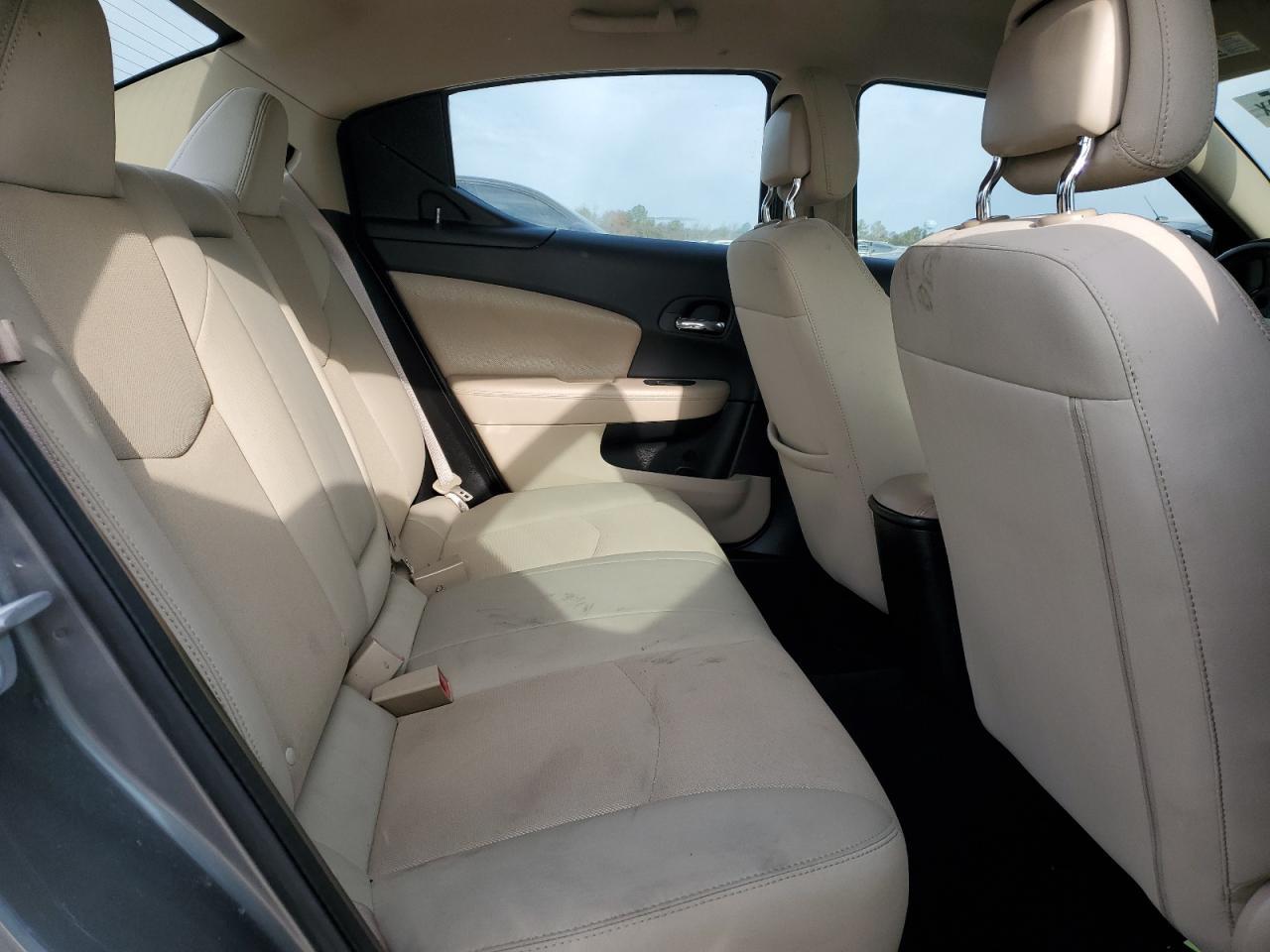 2011 DODGE Avenger