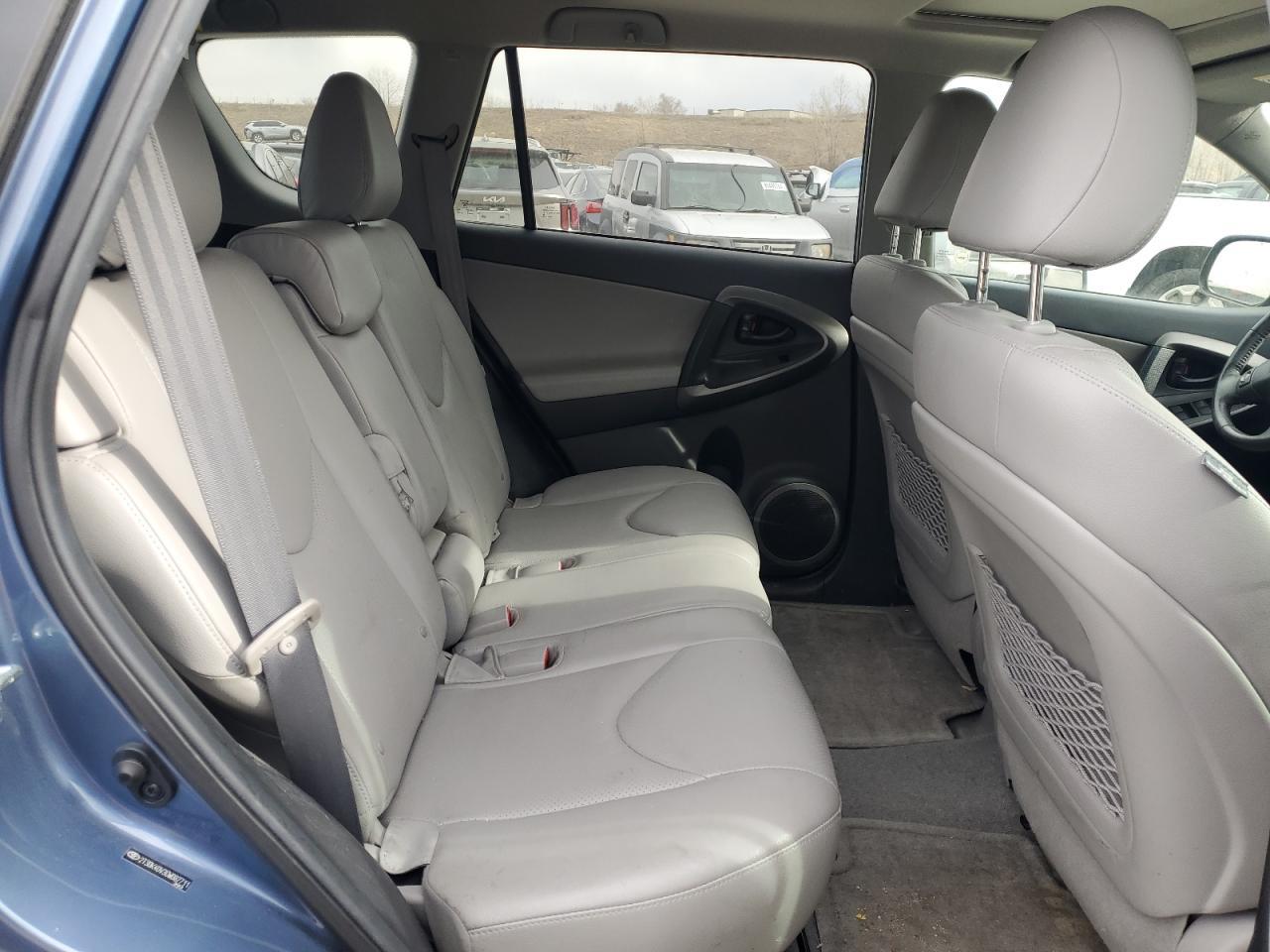 2012 TOYOTA RAV4
