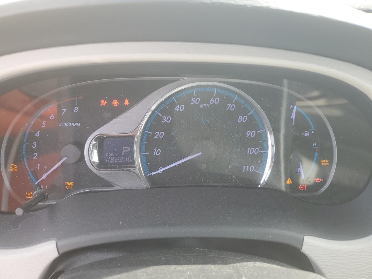 2014 TOYOTA SIENNA