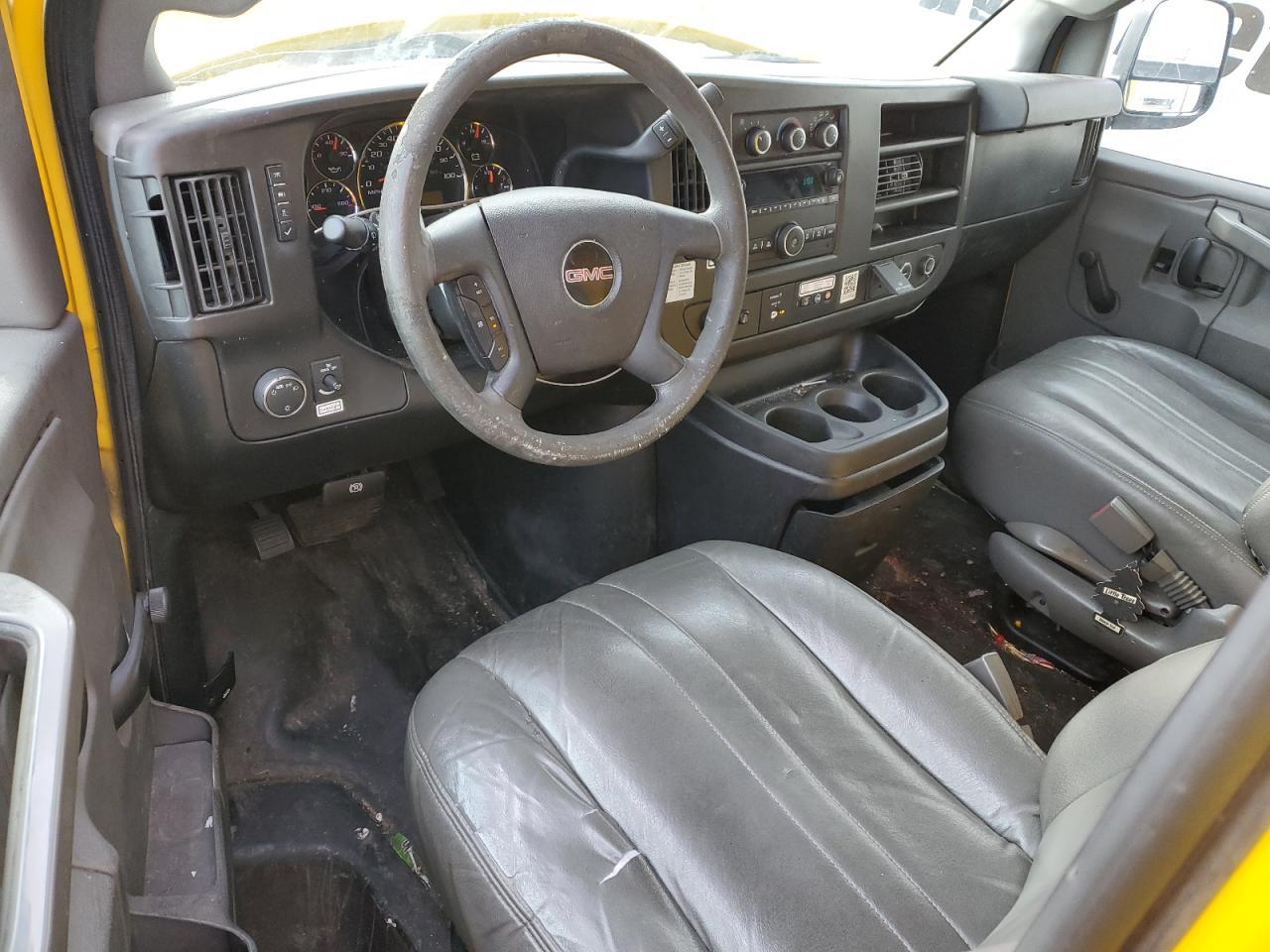 2017 GMC Savana