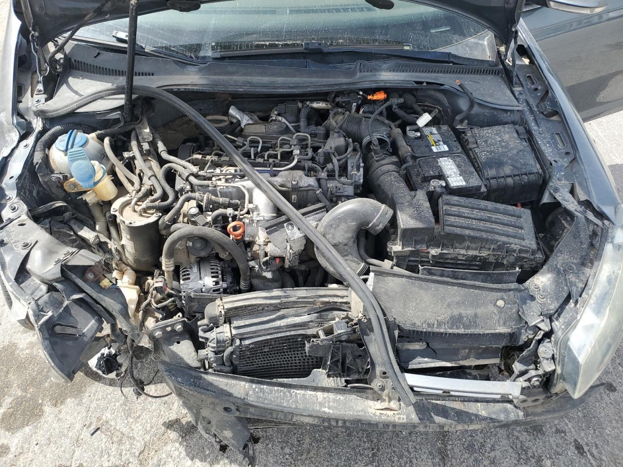 2010 VOLKSWAGEN JETTA