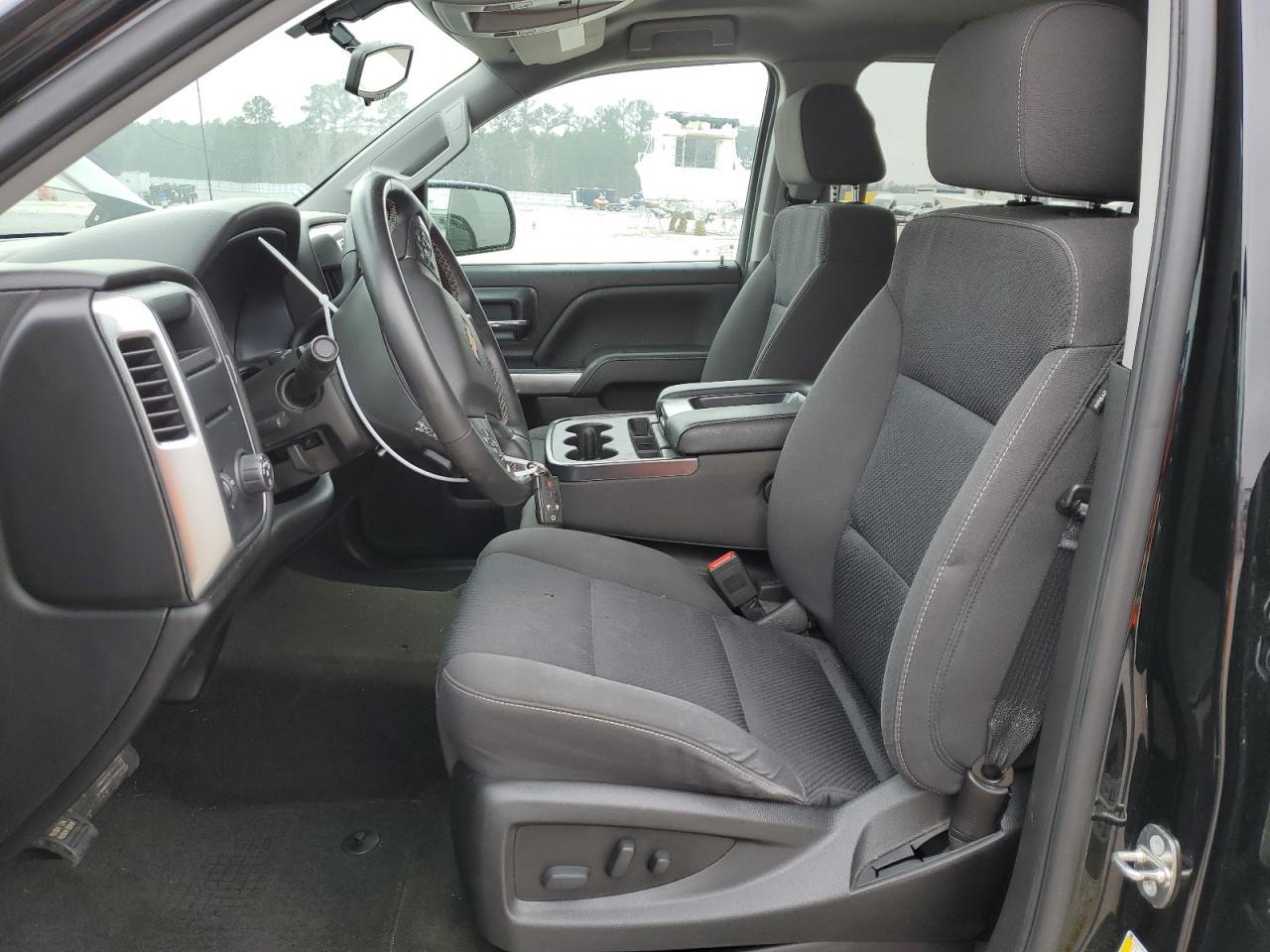 2018 CHEVROLET Silverado