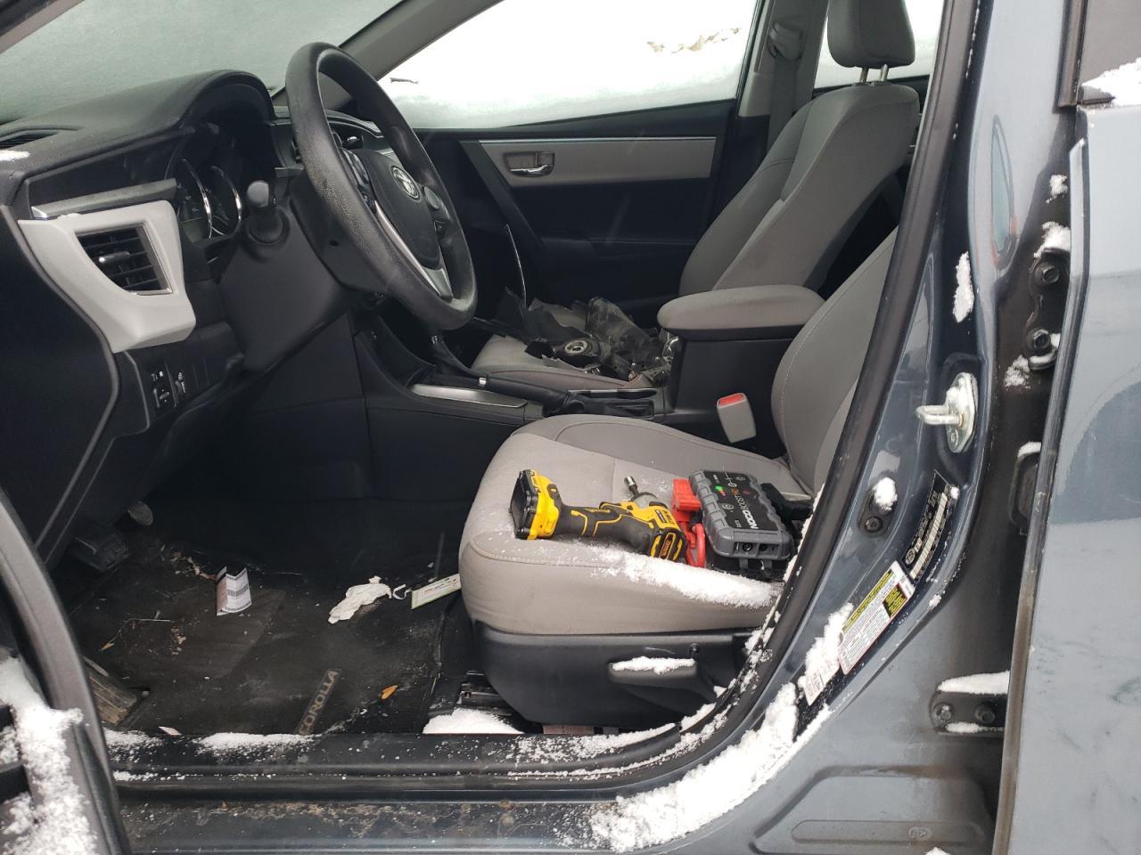 2015 TOYOTA COROLLA