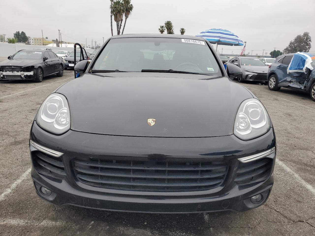 2015 PORSCHE CAYENNE