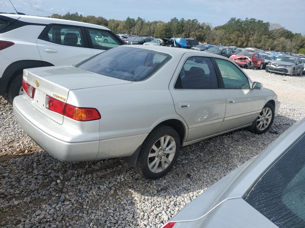 2001 TOYOTA CAMRY