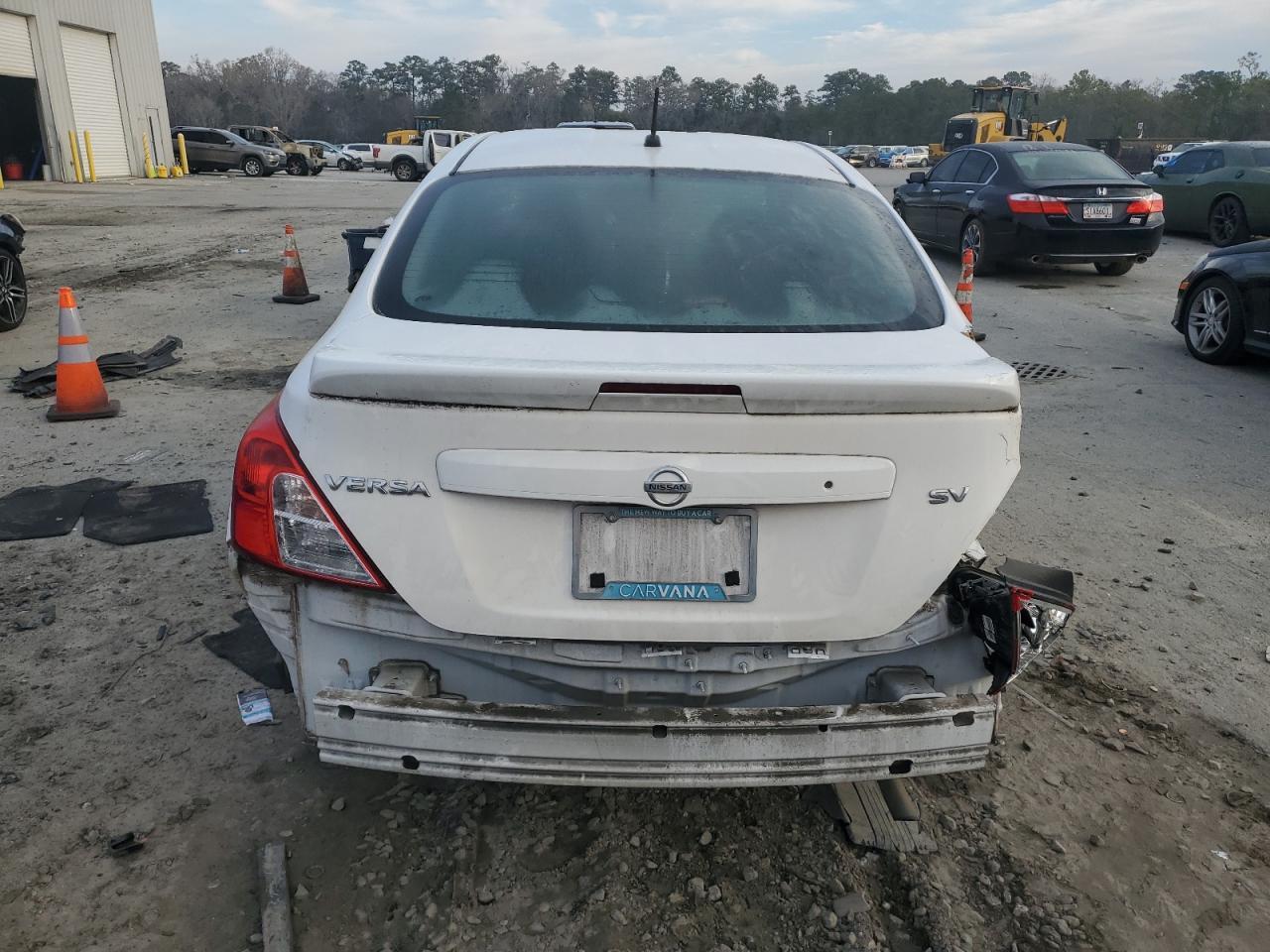 2018 NISSAN VERSA