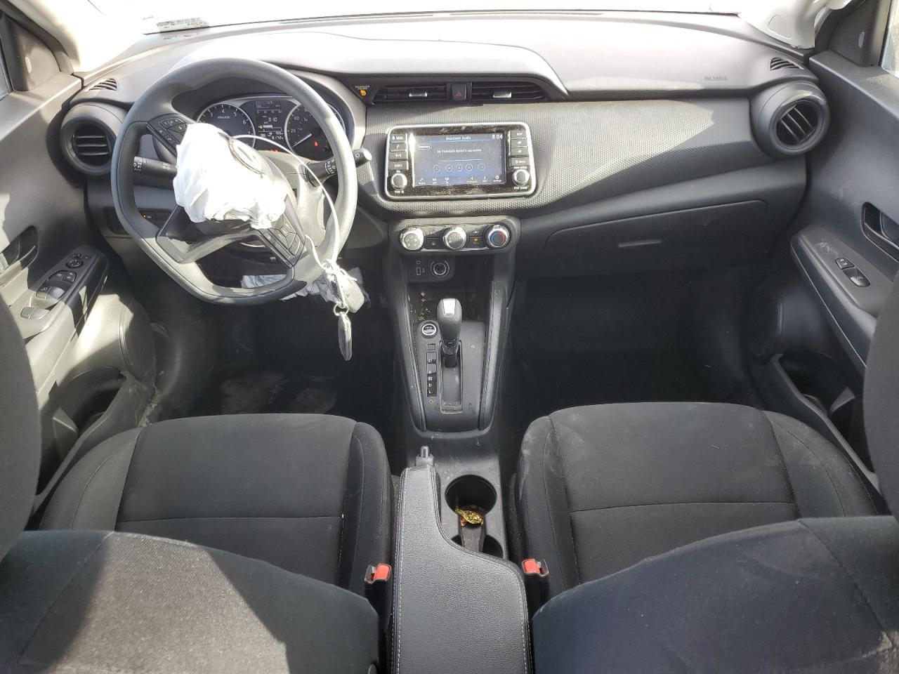 2024 NISSAN KICKS