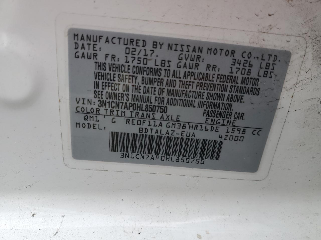 2017 NISSAN VERSA