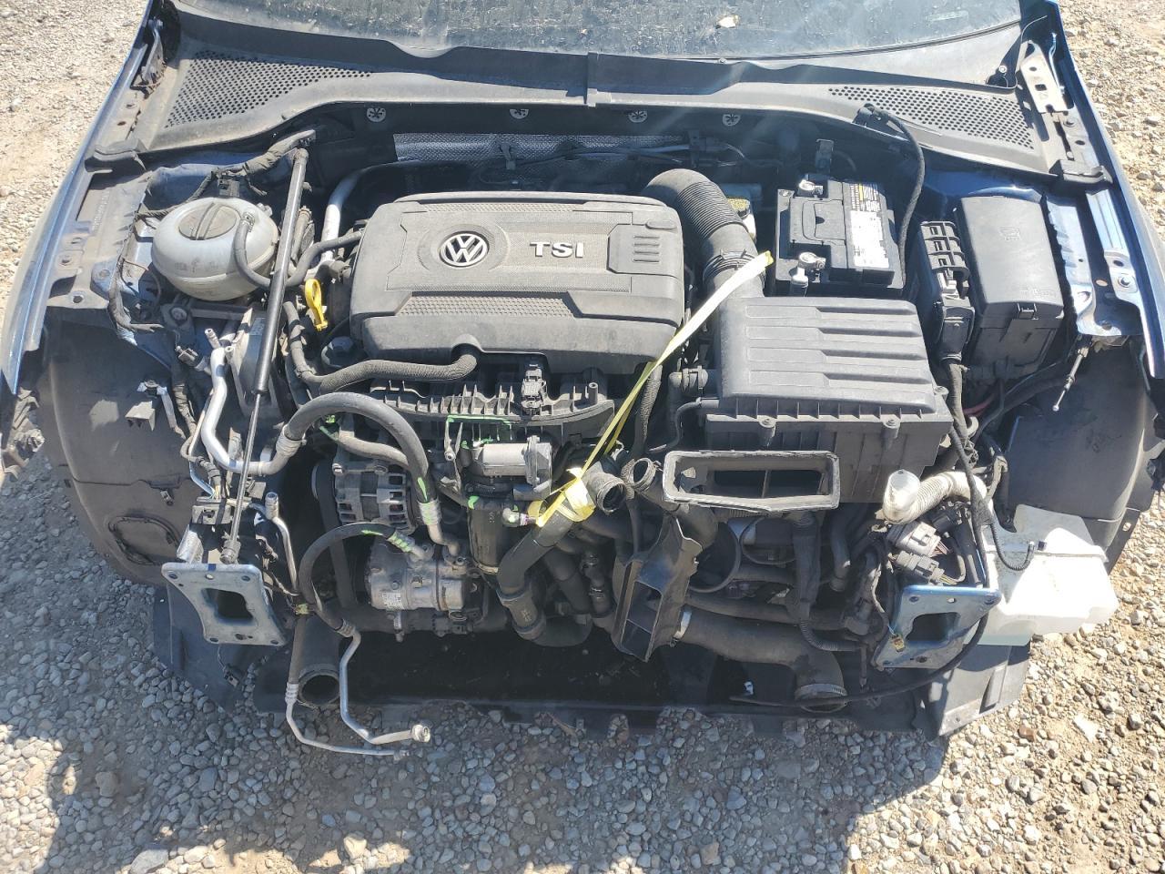2015 VOLKSWAGEN GOLF