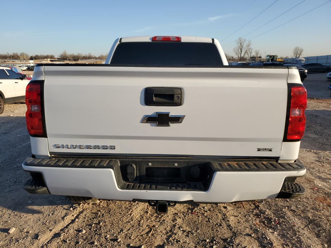 2018 CHEVROLET Silverado