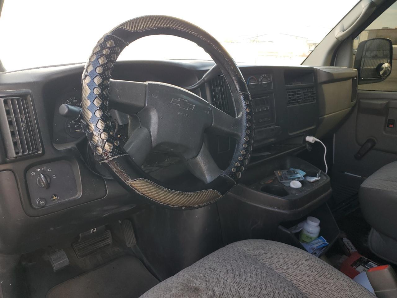 2005 CHEVROLET EXPRESS 2500