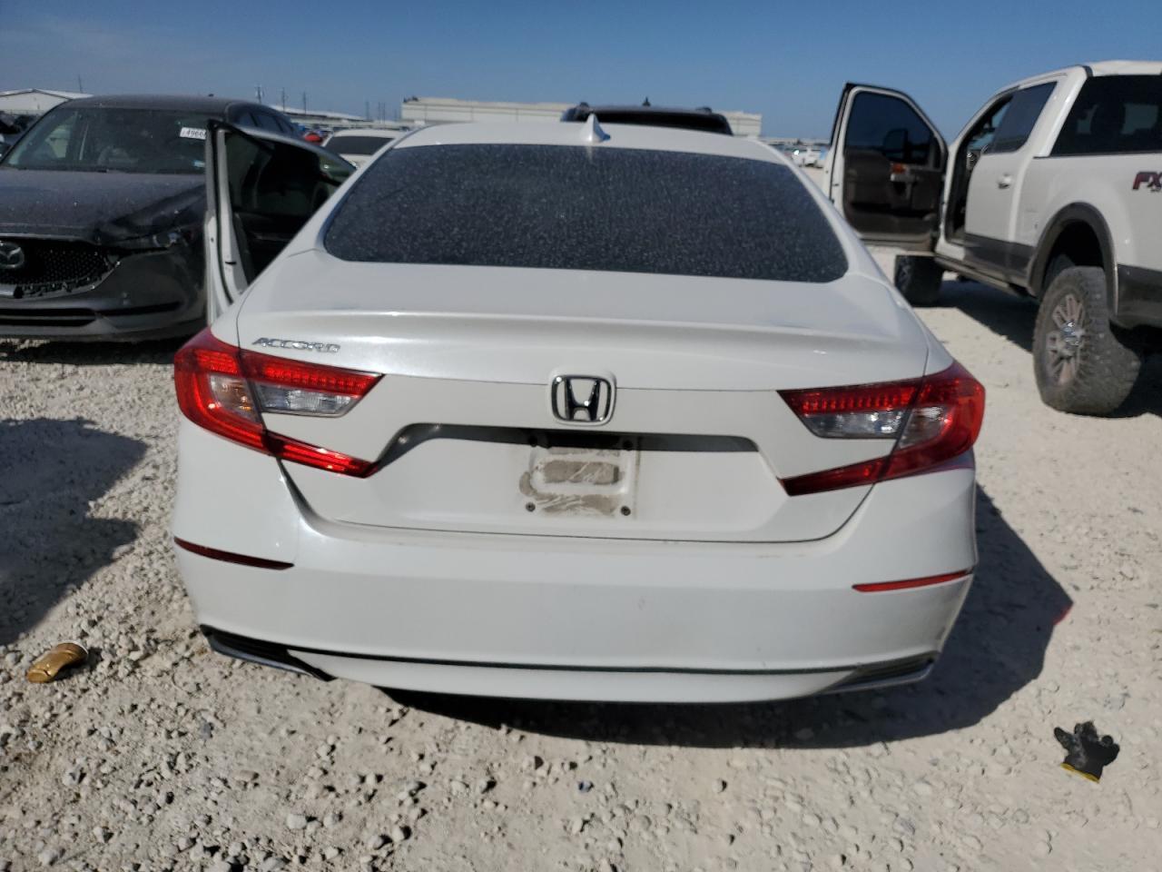 2018 HONDA ACCORD