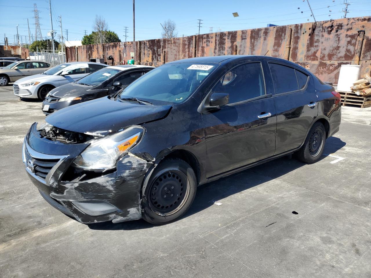 2015 NISSAN VERSA