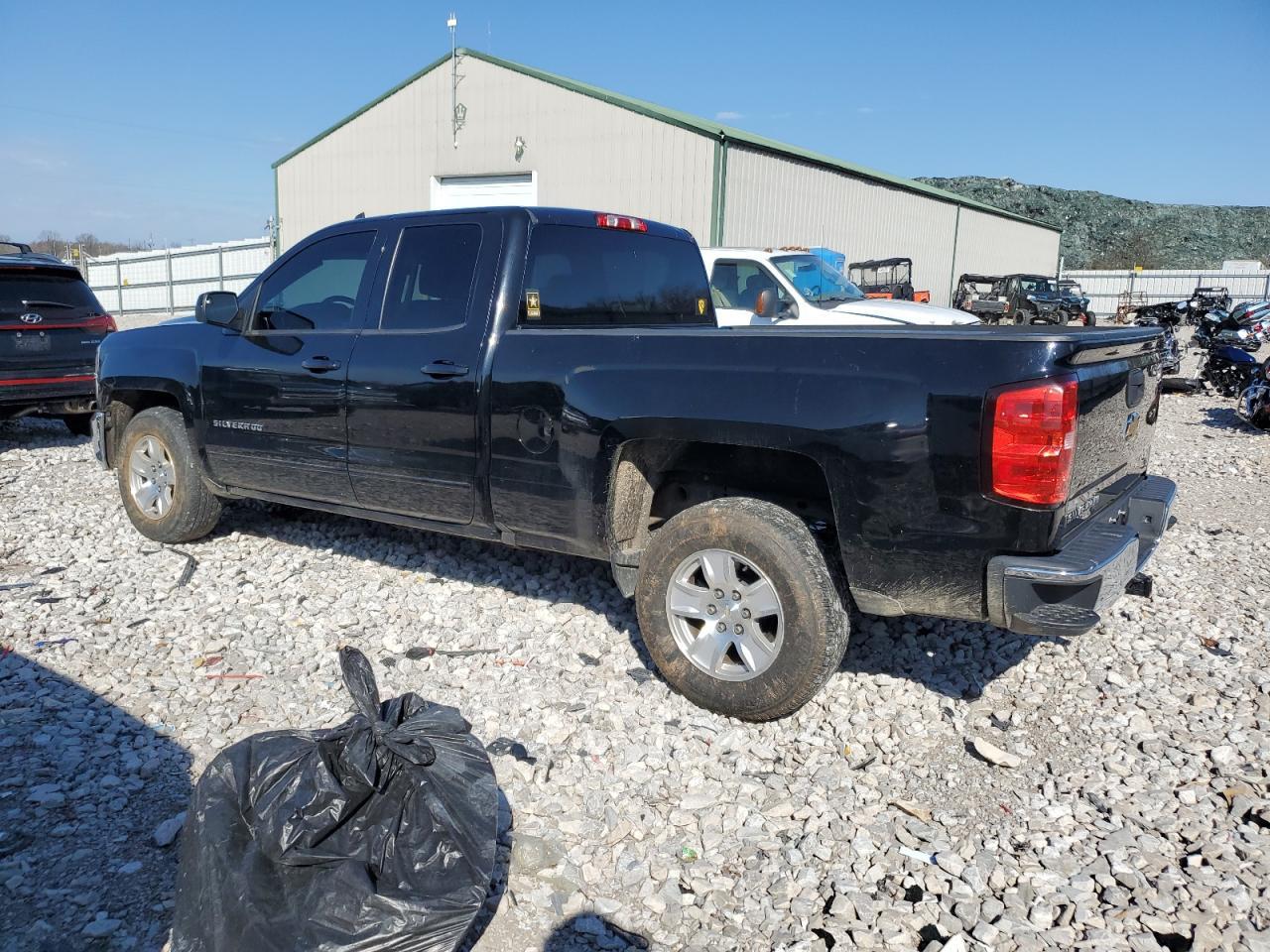 2017 CHEVROLET Silverado