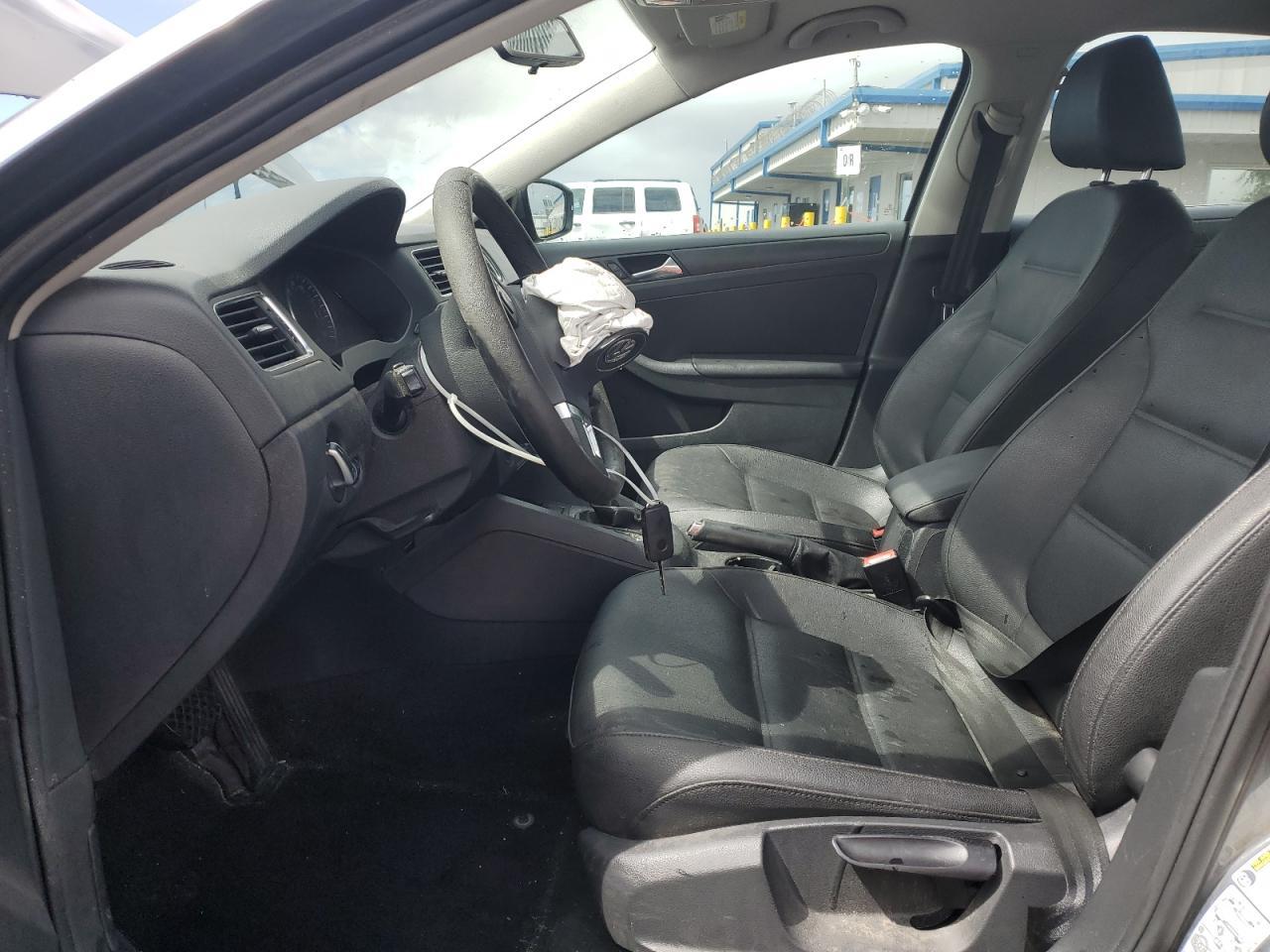 2012 VOLKSWAGEN JETTA