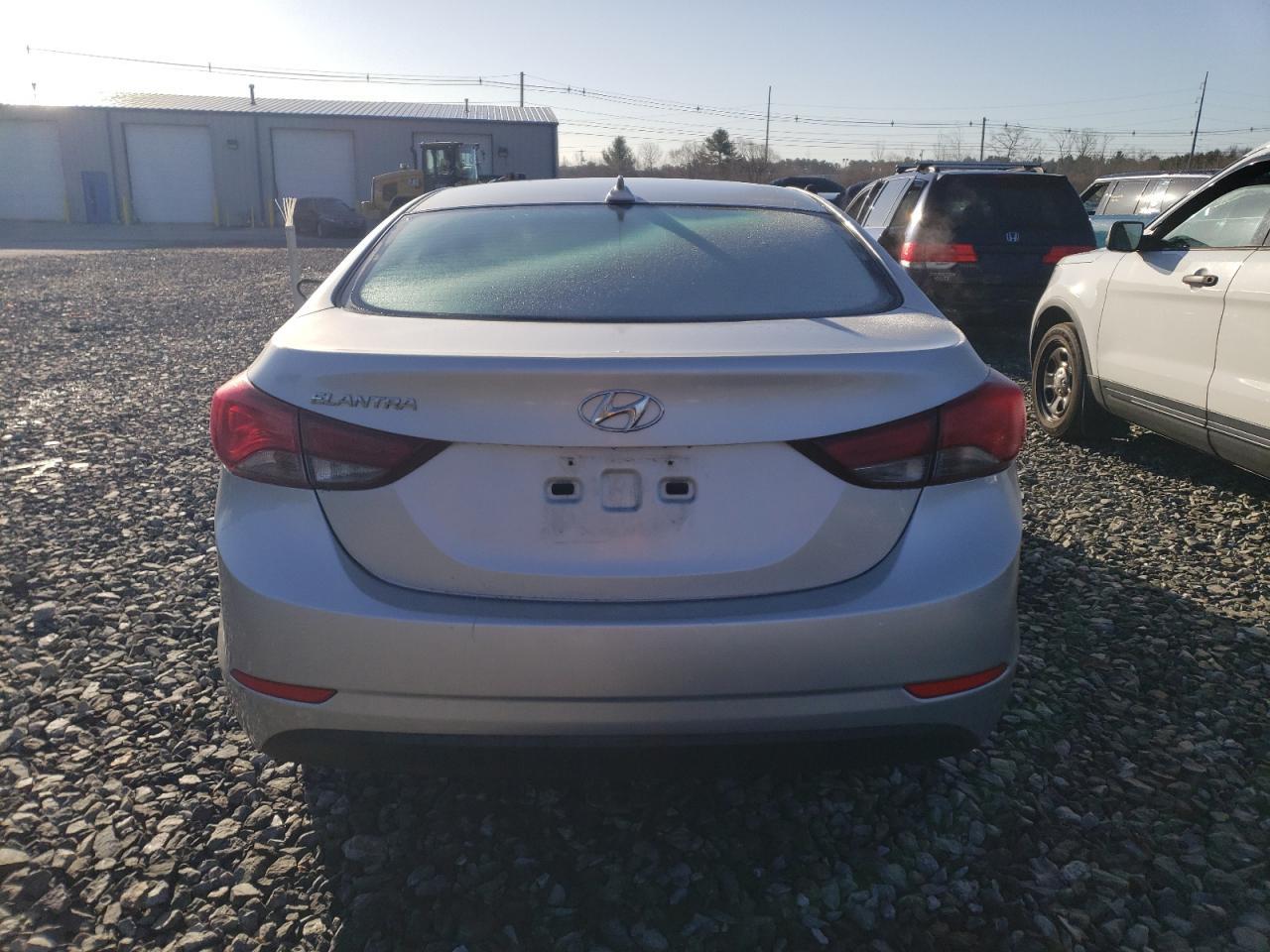 2016 HYUNDAI ELANTRA