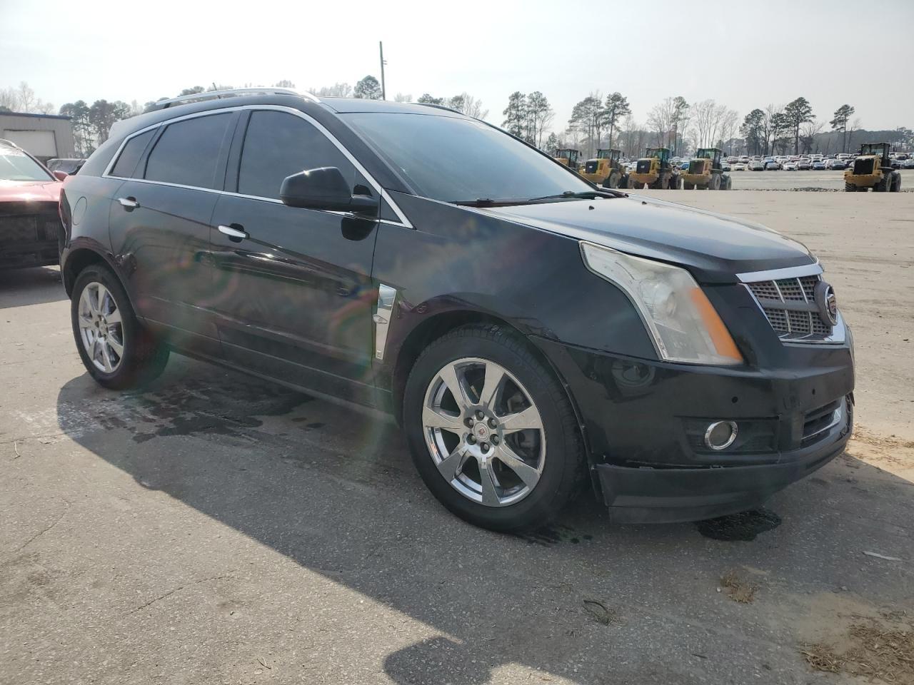 2010 CADILLAC SRX